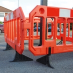 Image TRAFFIC-LINE Works Barrier - HDPE  (1)