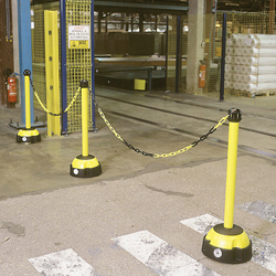 TRAFFIC-LINE Hi-Vis Chain Posts