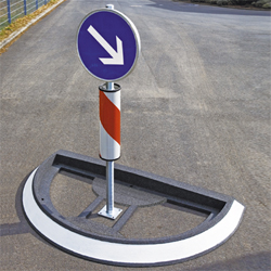 TRAFFIC-LINE Traffic Island