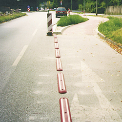 TRAFFIC-LINE Lane Separator
